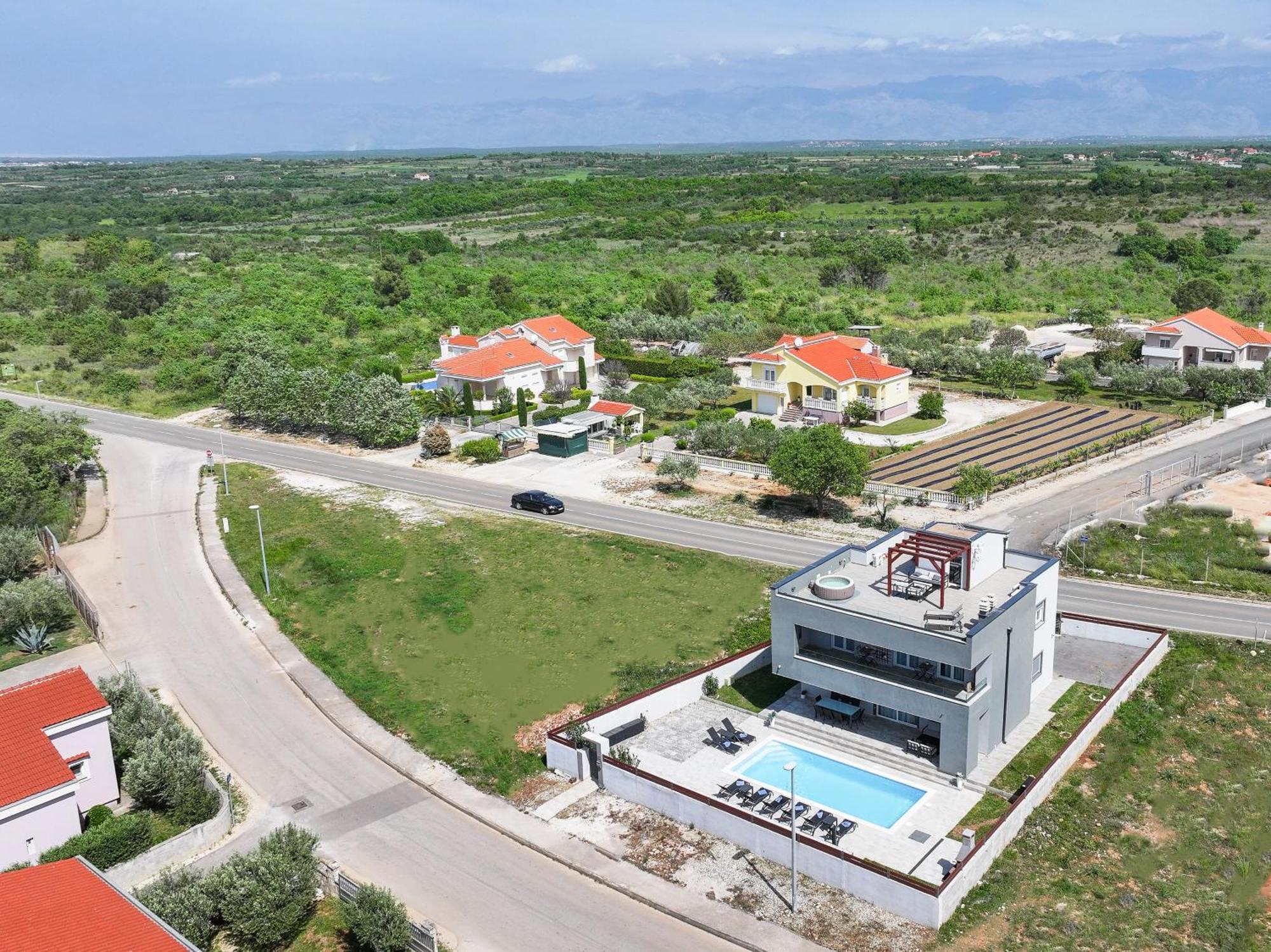 Villa Tia With Heated Pool & Jacuzzi Murvica  Exterior photo
