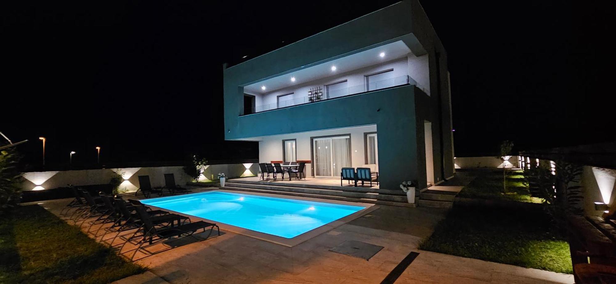 Villa Tia With Heated Pool & Jacuzzi Murvica  Exterior photo